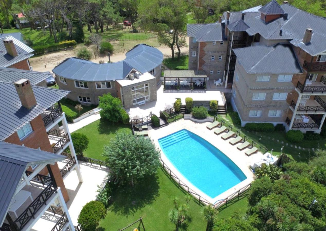 Victoria Village Carilo Bagian luar foto